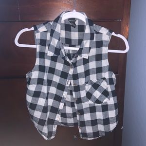 Black and white Plaid Buttom up Tank Top